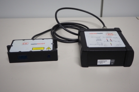 5_Laser Triangulationssensor optoNCDT200